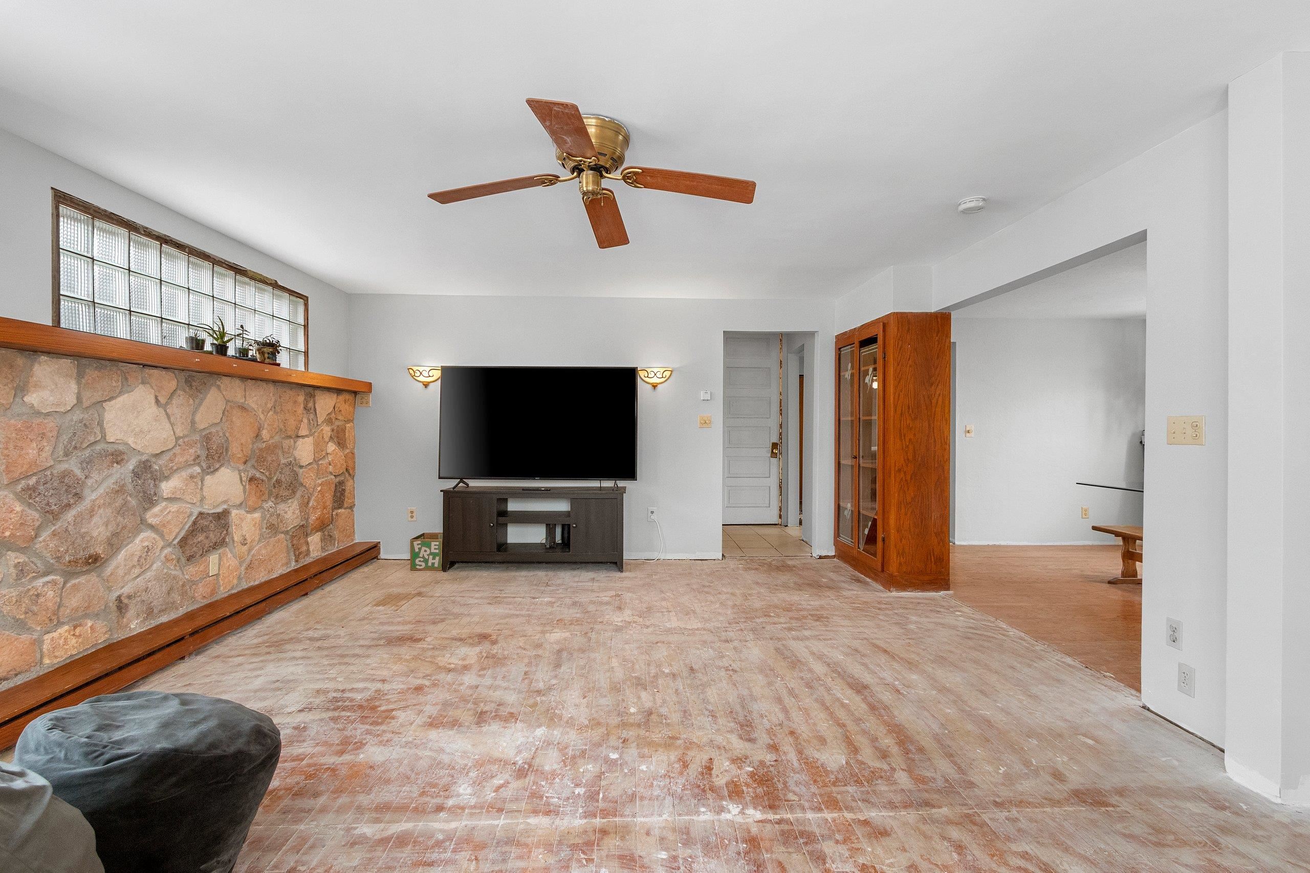 220 Green Bay Road Denmark, WI 54208 - Photo 11 of 45