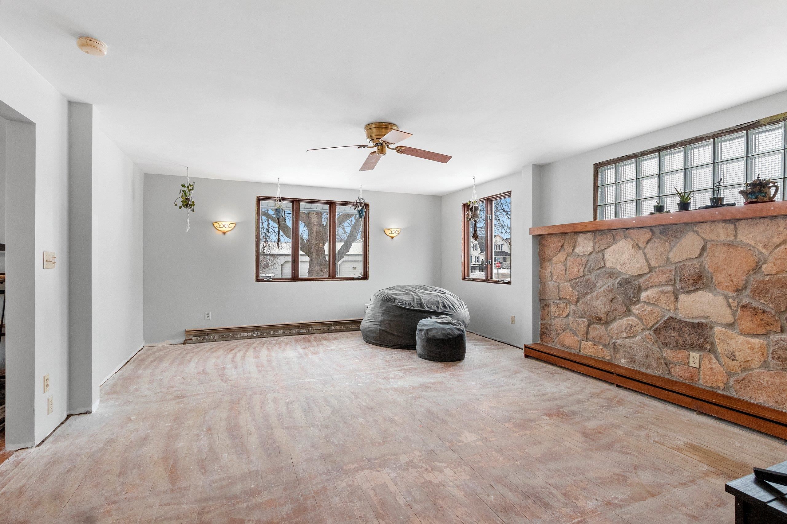 220 Green Bay Road Denmark, WI 54208 - Photo 13 of 45