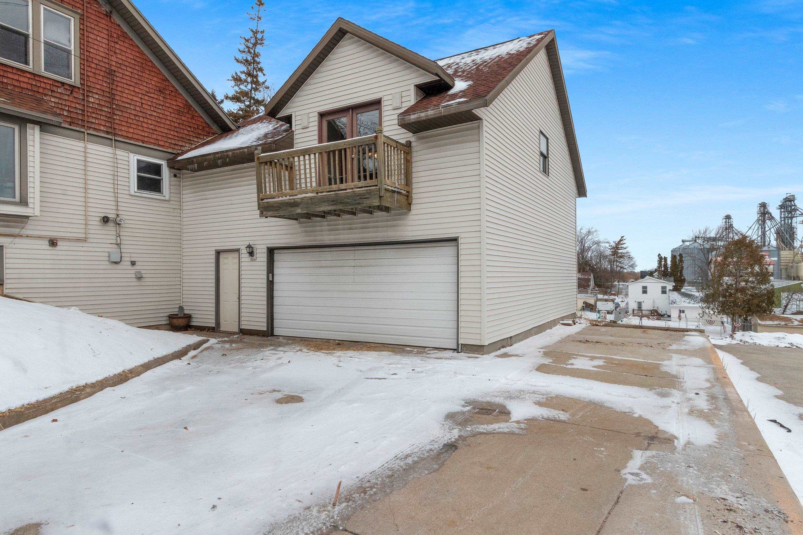 220 Green Bay Road Denmark, WI 54208 - Photo 4 of 45