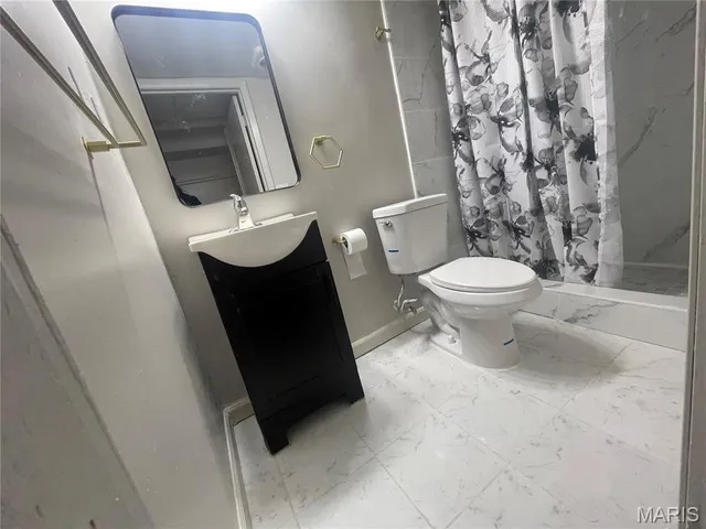 $279,950 | 13 East Meadow Lane, Ellisville, MO 63021