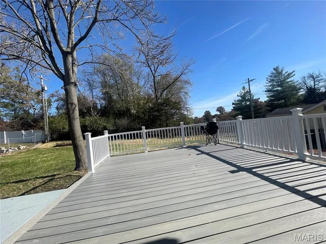 $279,950 | 13 East Meadow Lane, Ellisville, MO 63021