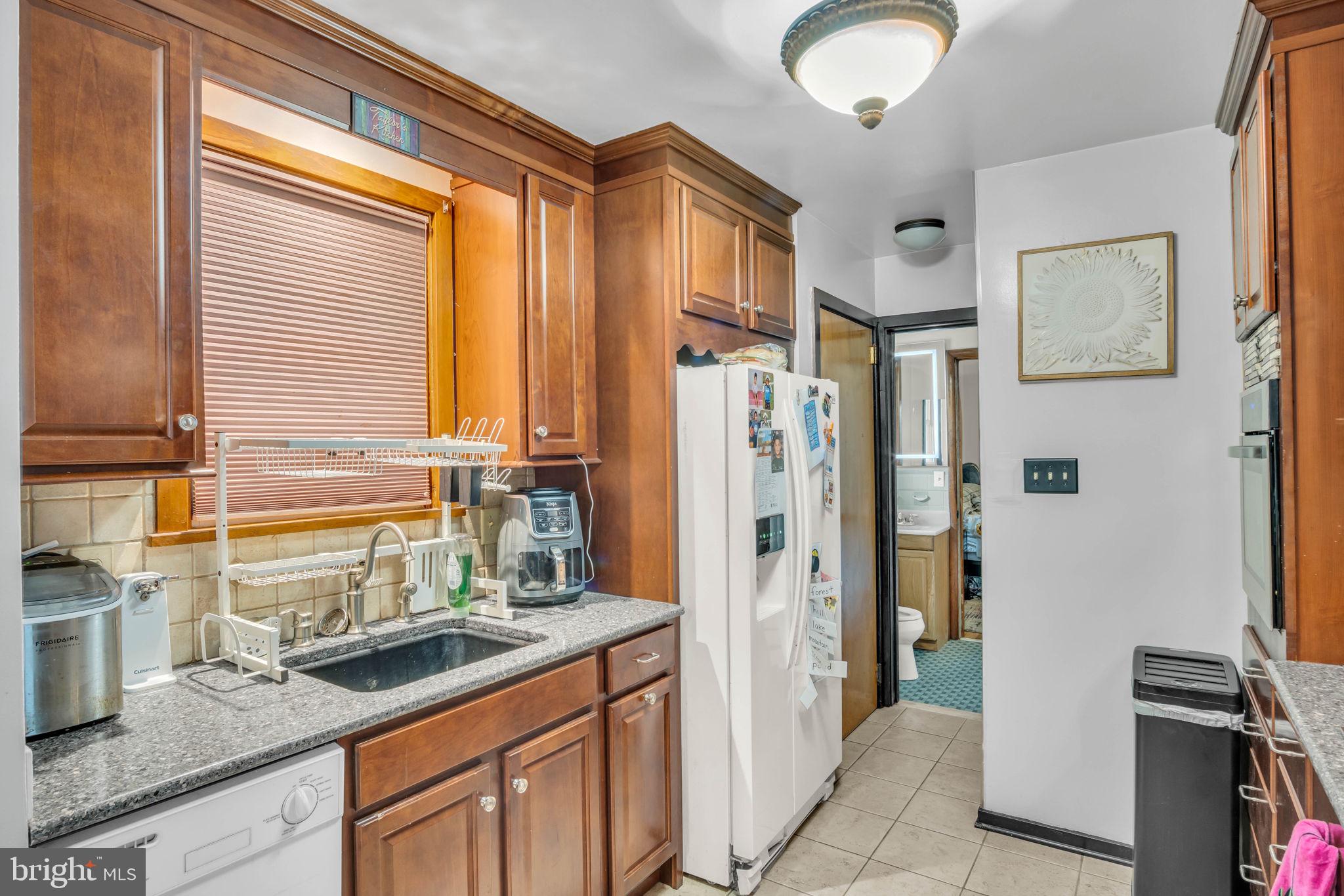 1948 Oberlin Road Harrisburg, PA 17111 - Photo 13 of 30