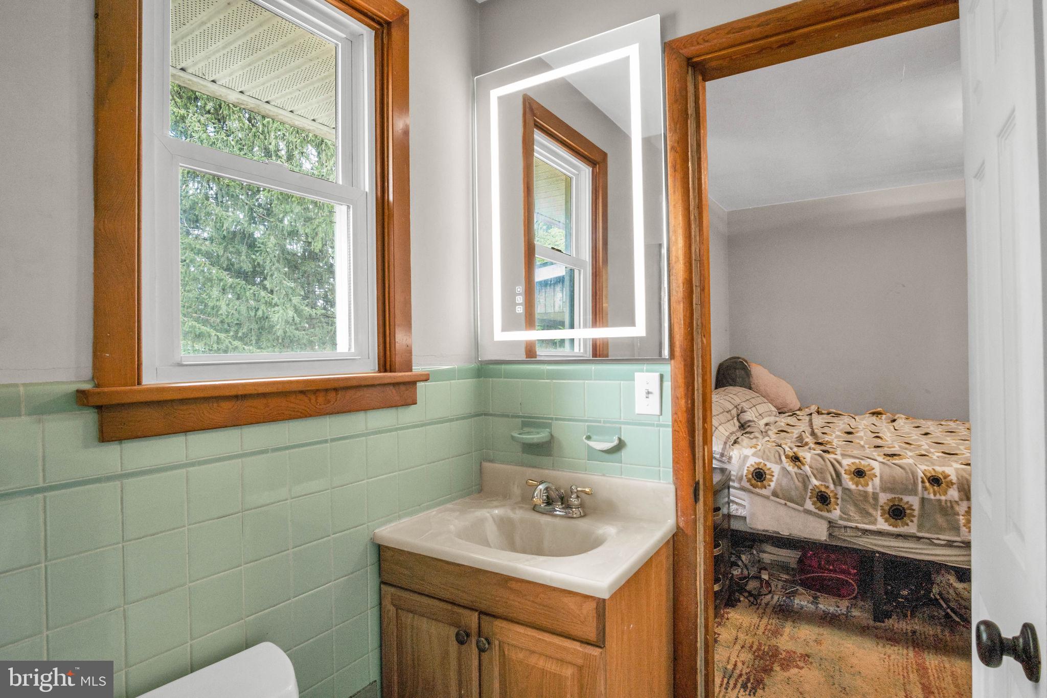 1948 Oberlin Road Harrisburg, PA 17111 - Photo 14 of 30