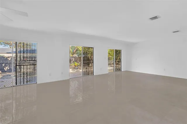 $4,000 | 13011 Southwest 80th Street, Miami, FL 33183