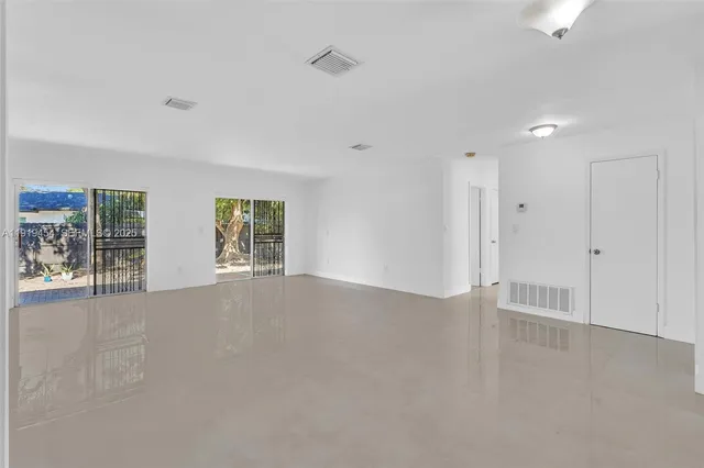 $4,000 | 13011 Southwest 80th Street, Miami, FL 33183