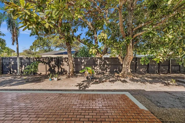 $4,000 | 13011 Southwest 80th Street, Miami, FL 33183