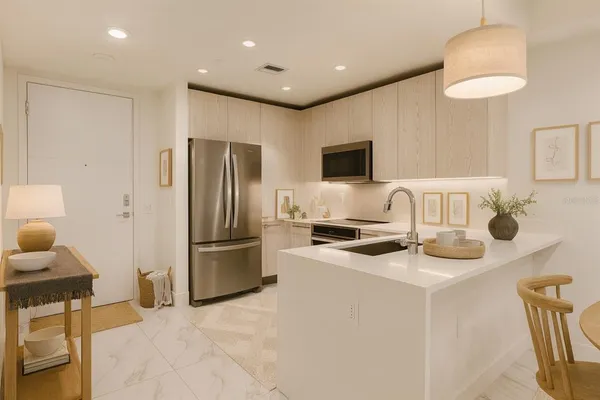 $3,250 | 2 Metropica Way, Unit 1708, Sunrise, FL 33323