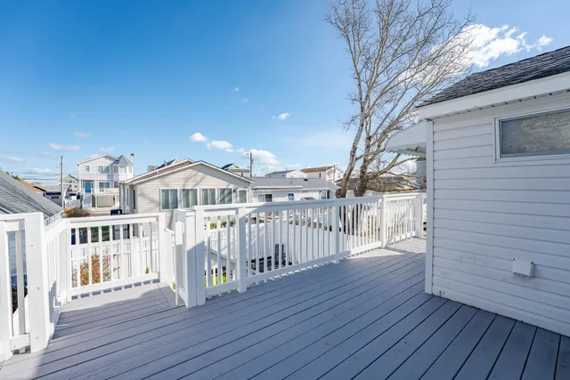 $399,900 | 533 West Glenwood Avenue, West Wildwood, NJ 08260