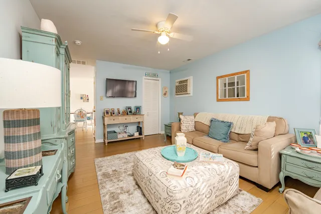 $399,900 | 533 West Glenwood Avenue, West Wildwood, NJ 08260