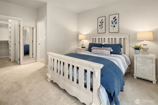 $585,000 | 1000 Cabin Creek Lane Southwest, Unit B204, Issaquah, WA 98027