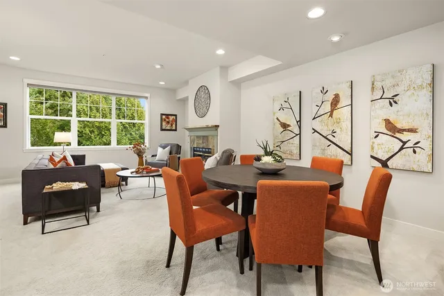 $585,000 | 1000 Cabin Creek Lane Southwest, Unit B204, Issaquah, WA 98027