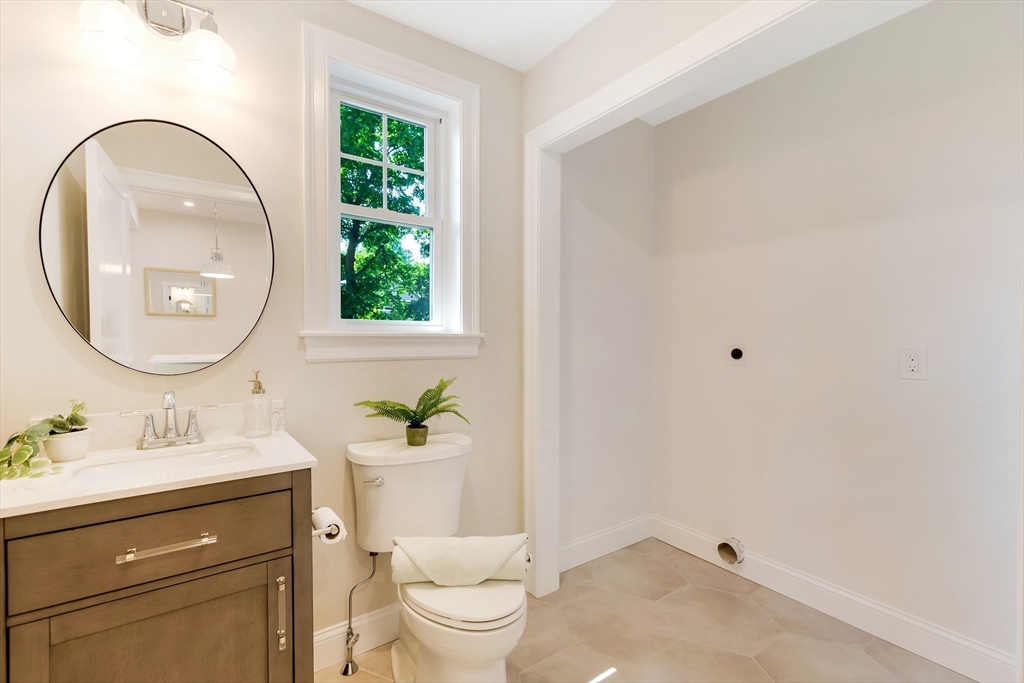 135 Linden Road Melrose, MA 02176 - Photo 11 of 27 Gallery Image 11