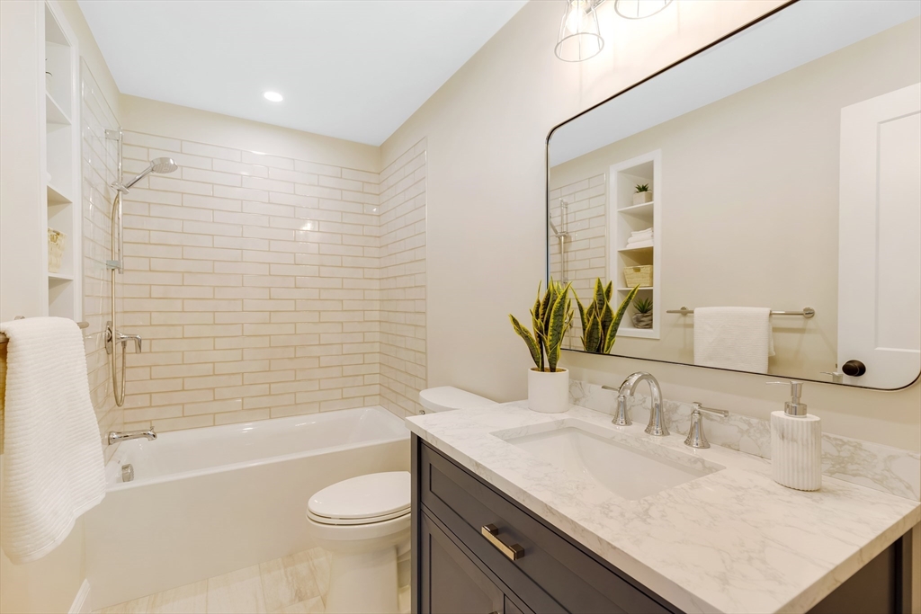 135 Linden Road Melrose, MA 02176 - Photo 13 of 27 Gallery Image 13