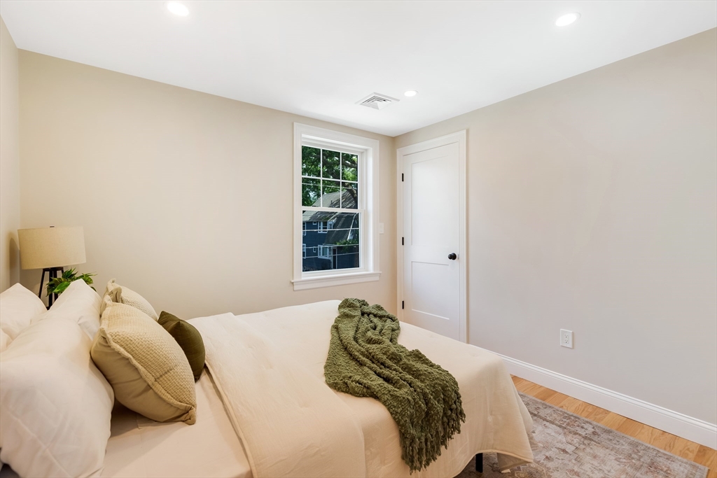 135 Linden Road Melrose, MA 02176 - Photo 17 of 27 Gallery Image 17