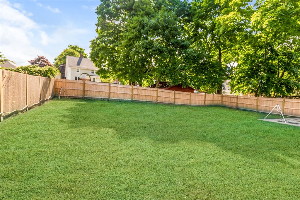 135 Linden Road Melrose, MA 02176 - Photo 2 of 27 Gallery Image 2