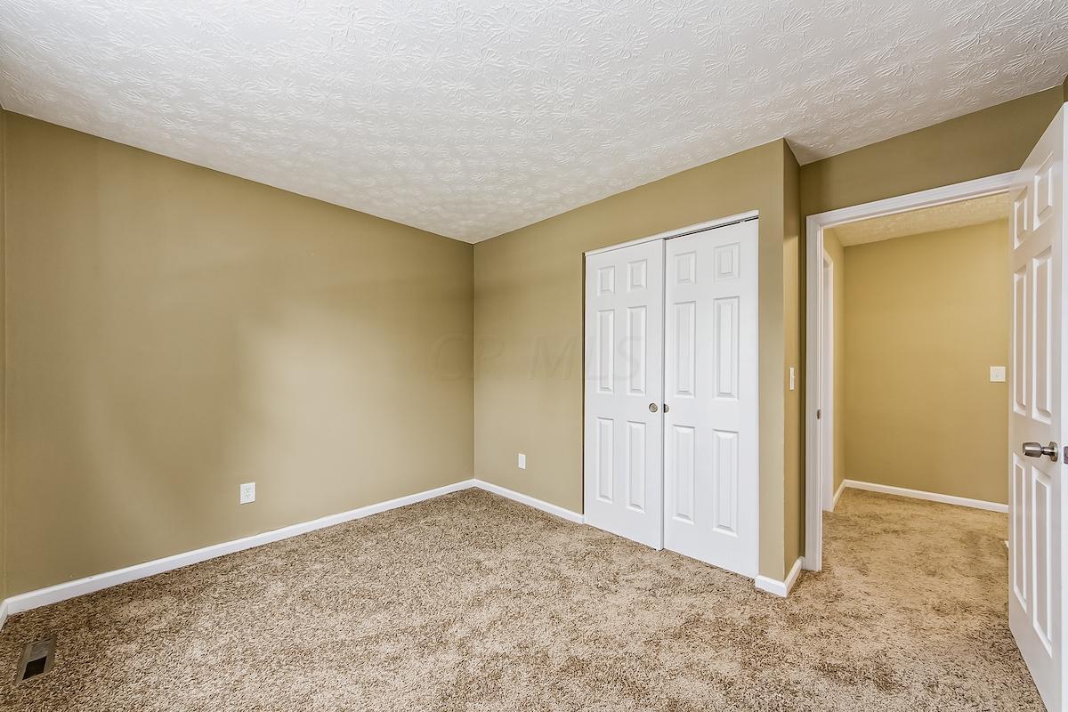 3253 Sundale Road Columbus, OH 43232 - Photo 15 of 26 Gallery Image 15