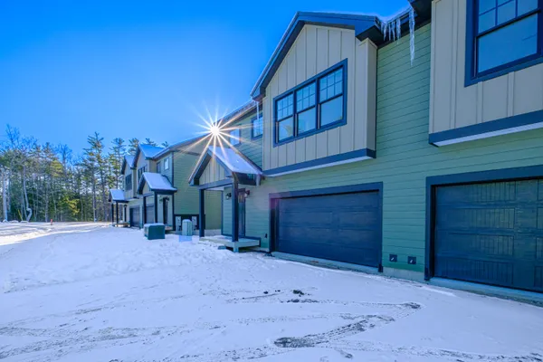 $489,000 | 16 Mountain Road, Unit 16, Denmark, ME 04022