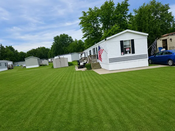 $54,900 | 300 Spencer Street, Unit 10, Dwight, IL 60420