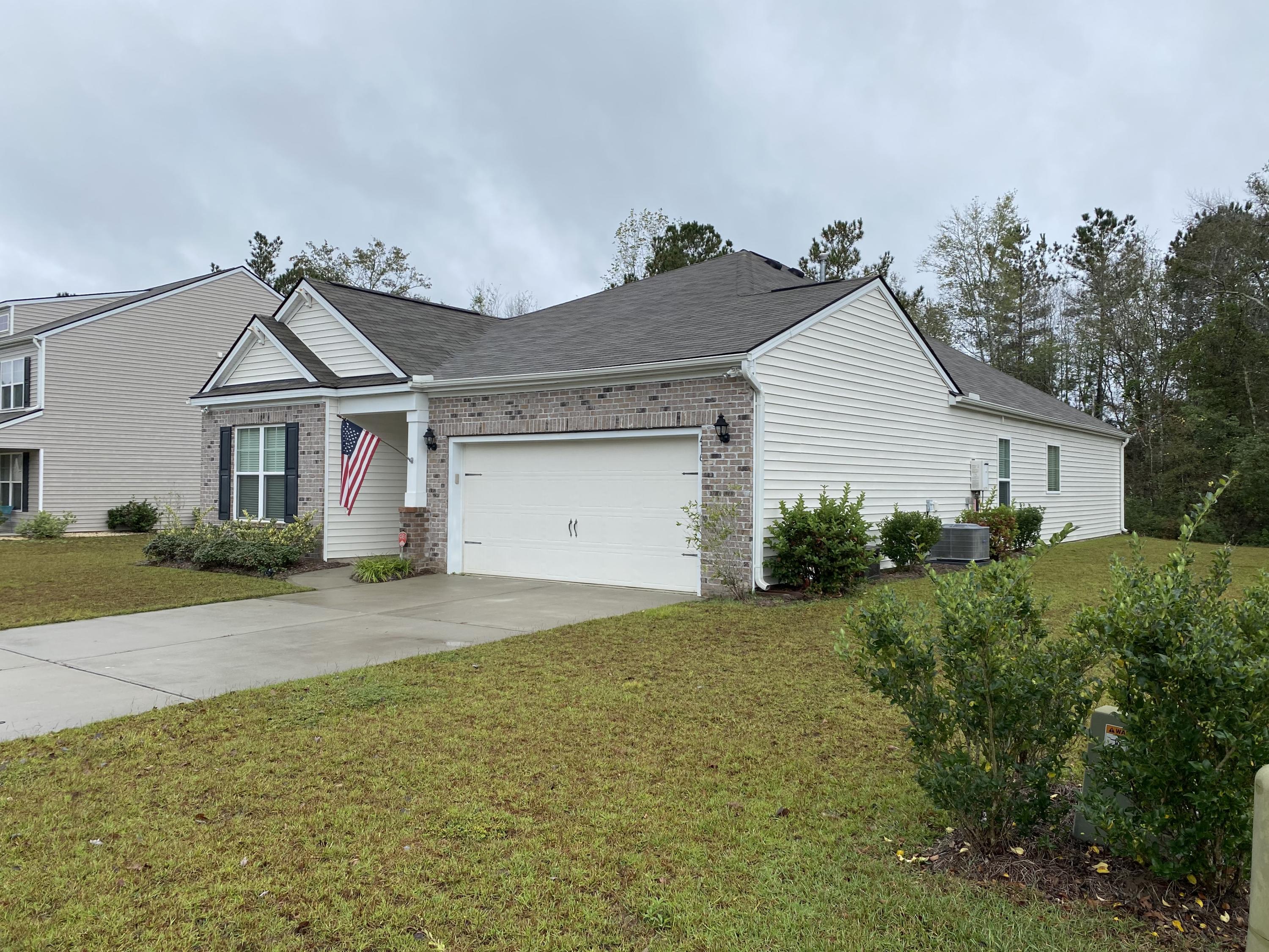 416 Rivers Row Drive Moncks Corner, SC 29461 - Photo 3 of 7 Side View