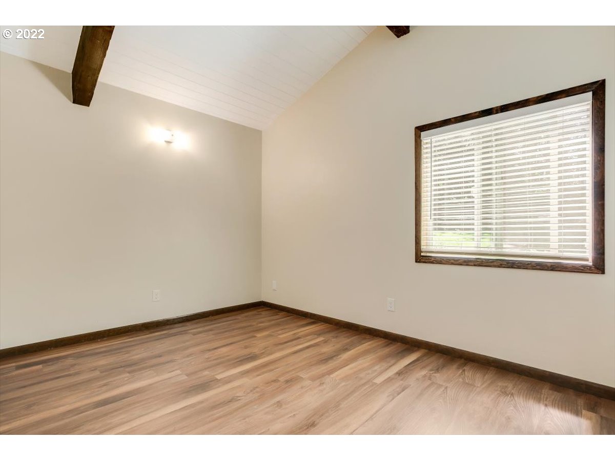 16341 South Moore Road Oregon City, OR 97045 - Photo 22 of 32