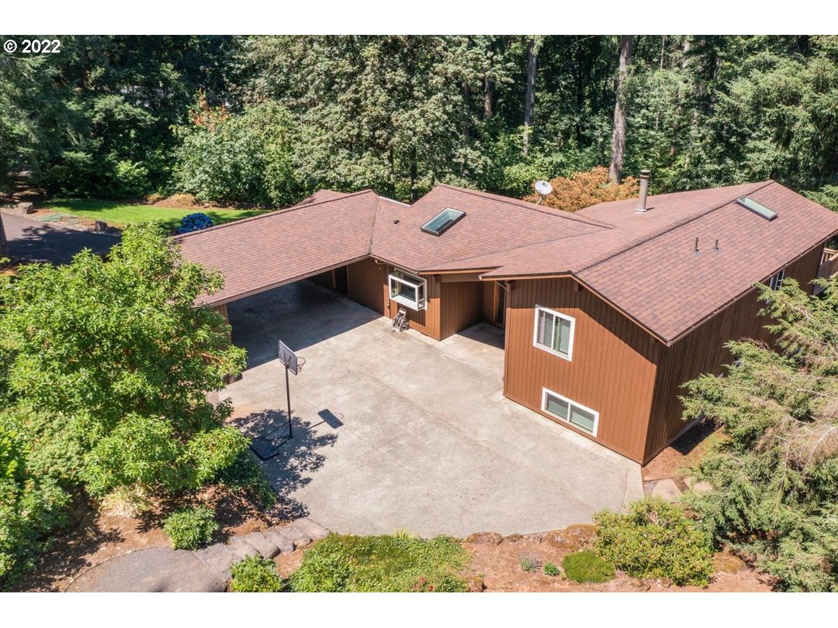 16341 South Moore Road Oregon City, OR 97045 - Photo 4 of 32