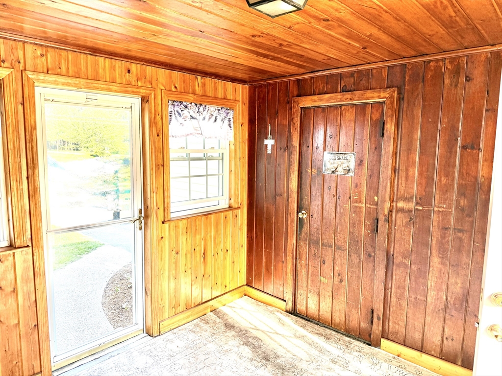 228 Palmer Road Monson, MA 01057 - Photo 9 of 35