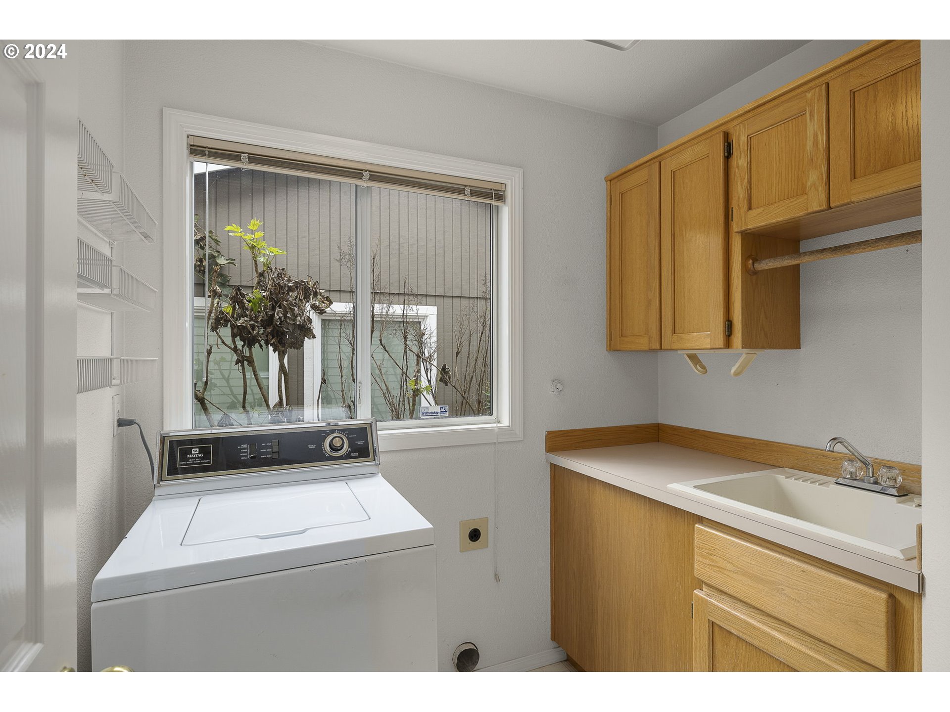 1826 Southwest Pendleton Street Portland, OR 97239 - Photo 17 of 31 Gallery Image 17