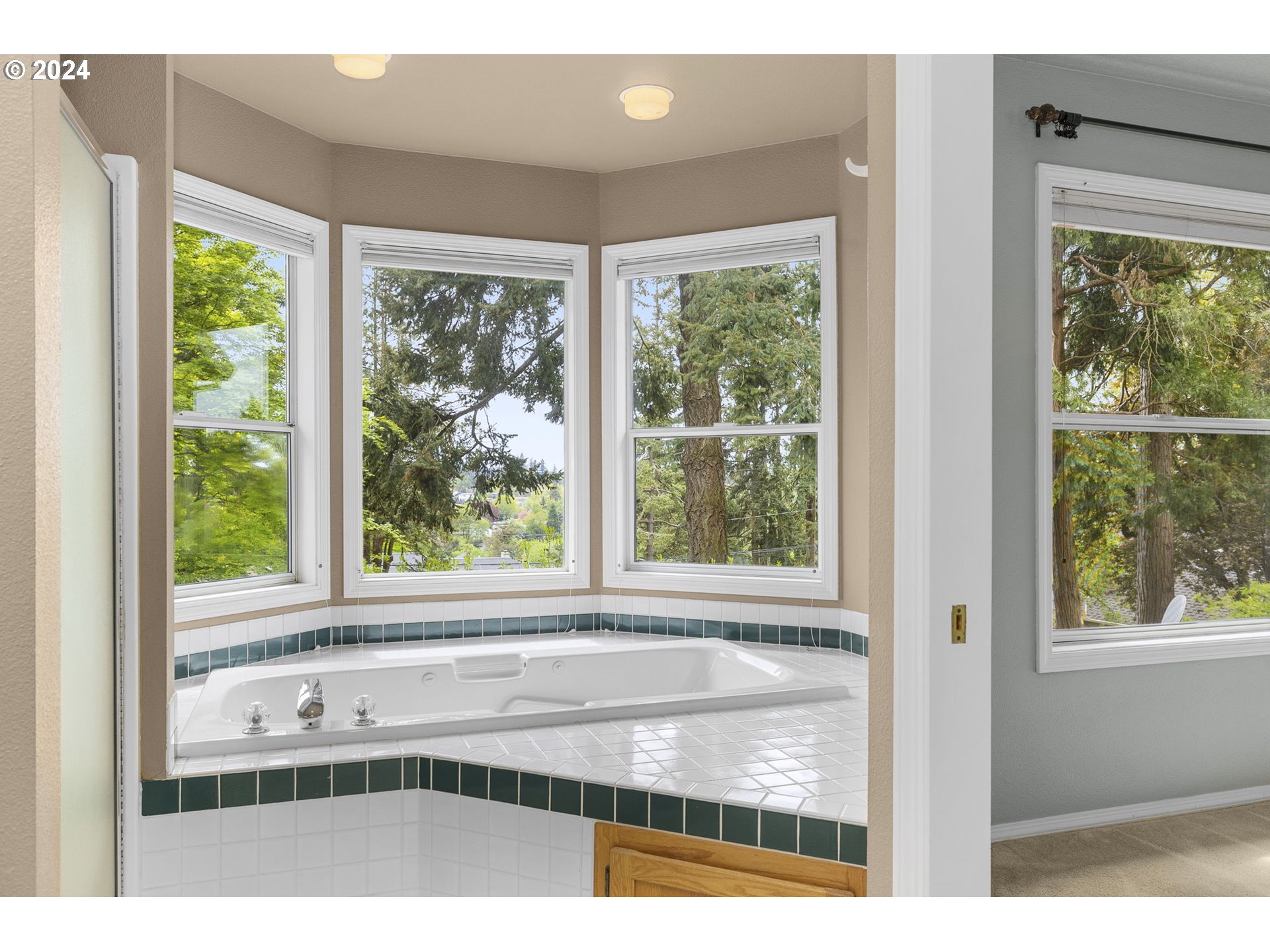 1826 Southwest Pendleton Street Portland, OR 97239 - Photo 21 of 31 Gallery Image 21