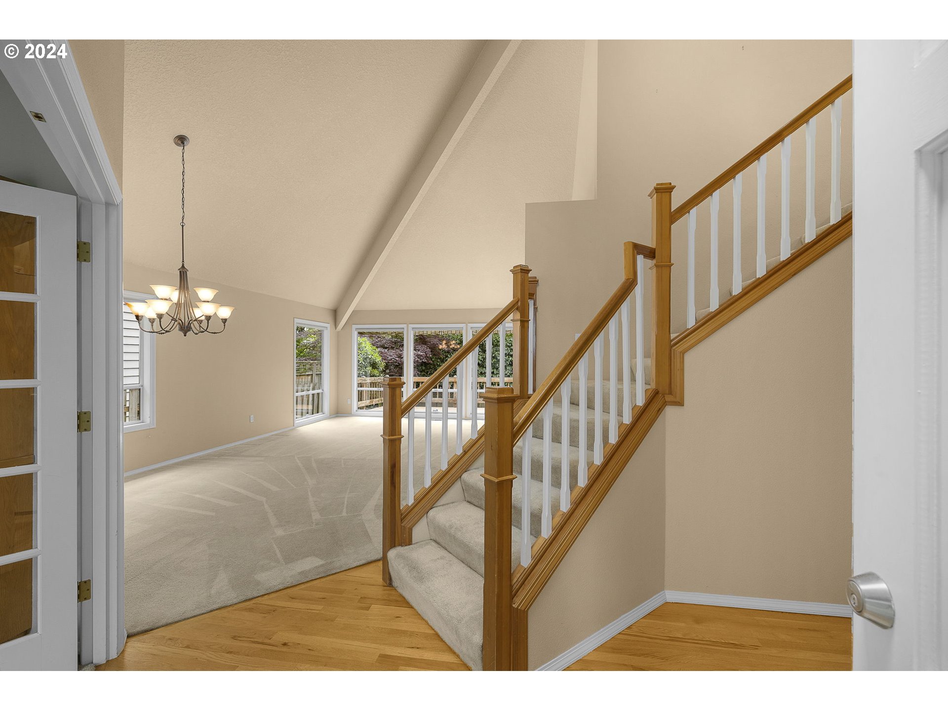 1826 Southwest Pendleton Street Portland, OR 97239 - Photo 4 of 31 Gallery Image 4