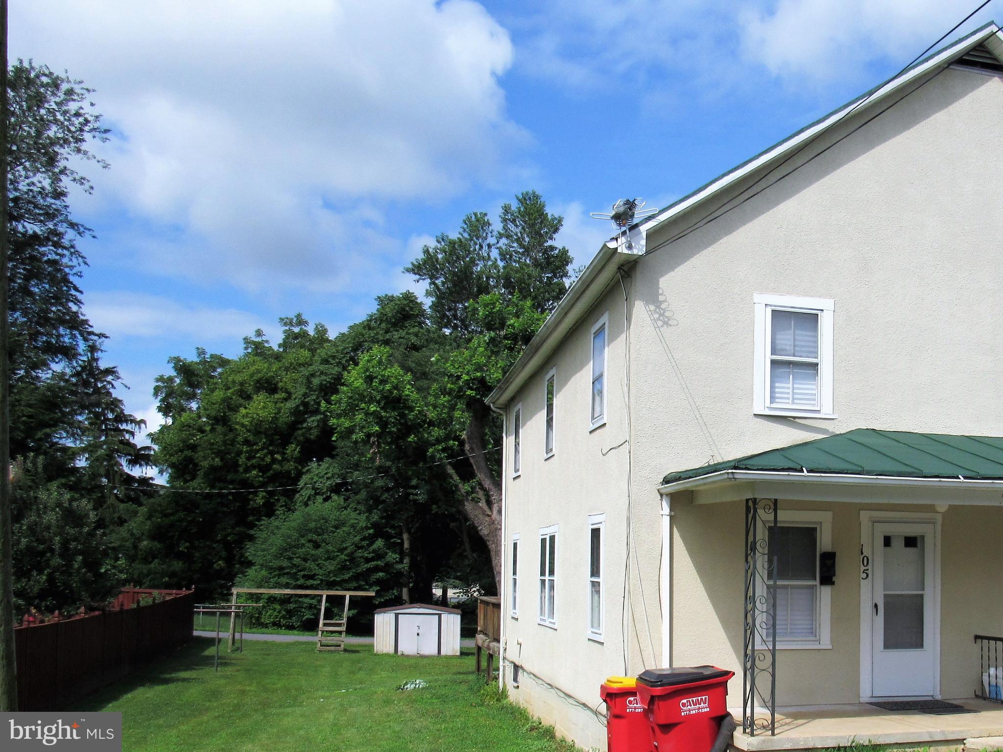 105 North George Street Ranson, WV 25438 - Photo 2 of 12 Left hand side