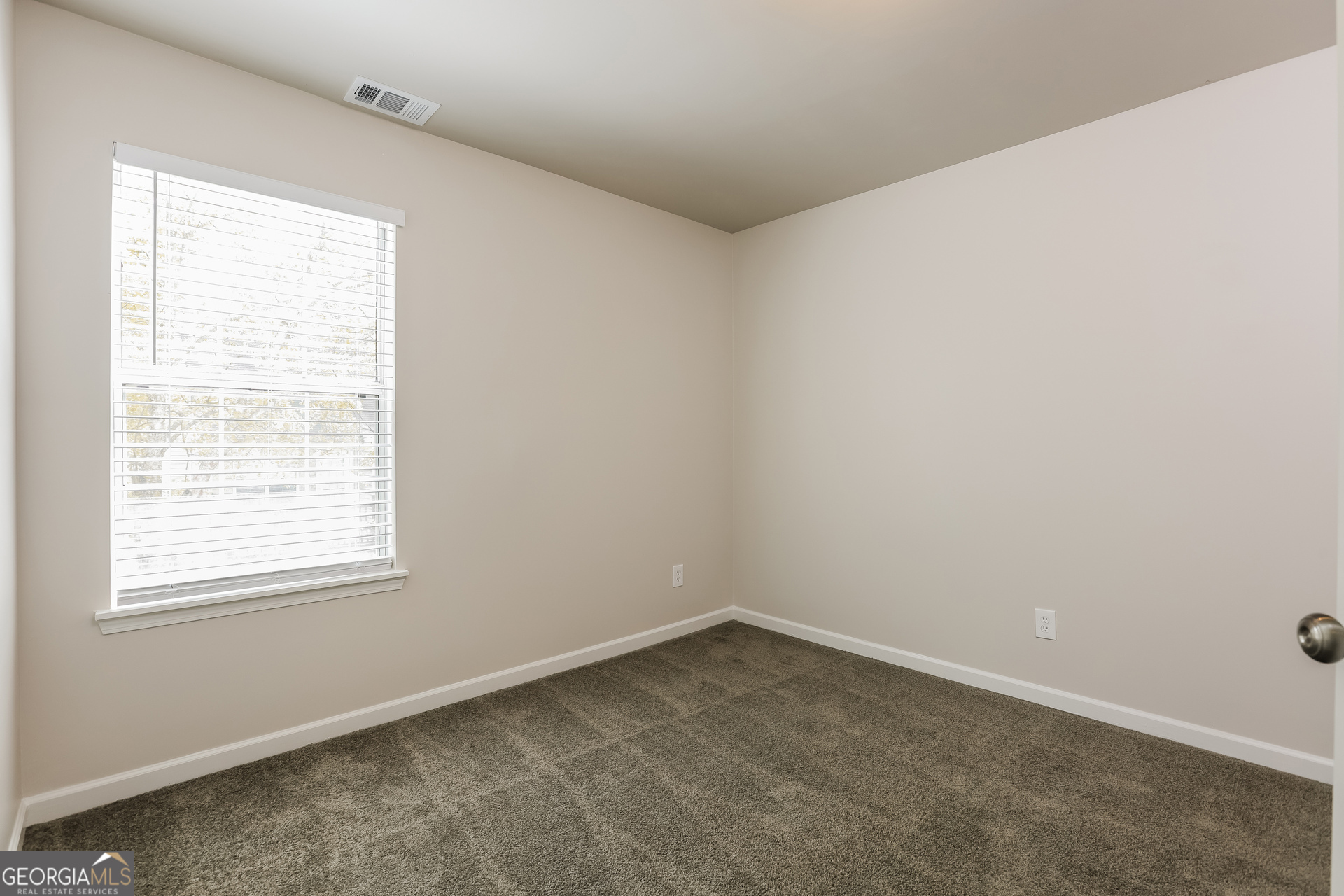 2804 Crest Ridge Way Southwest Marietta, GA 30060 - Photo 11 of 17