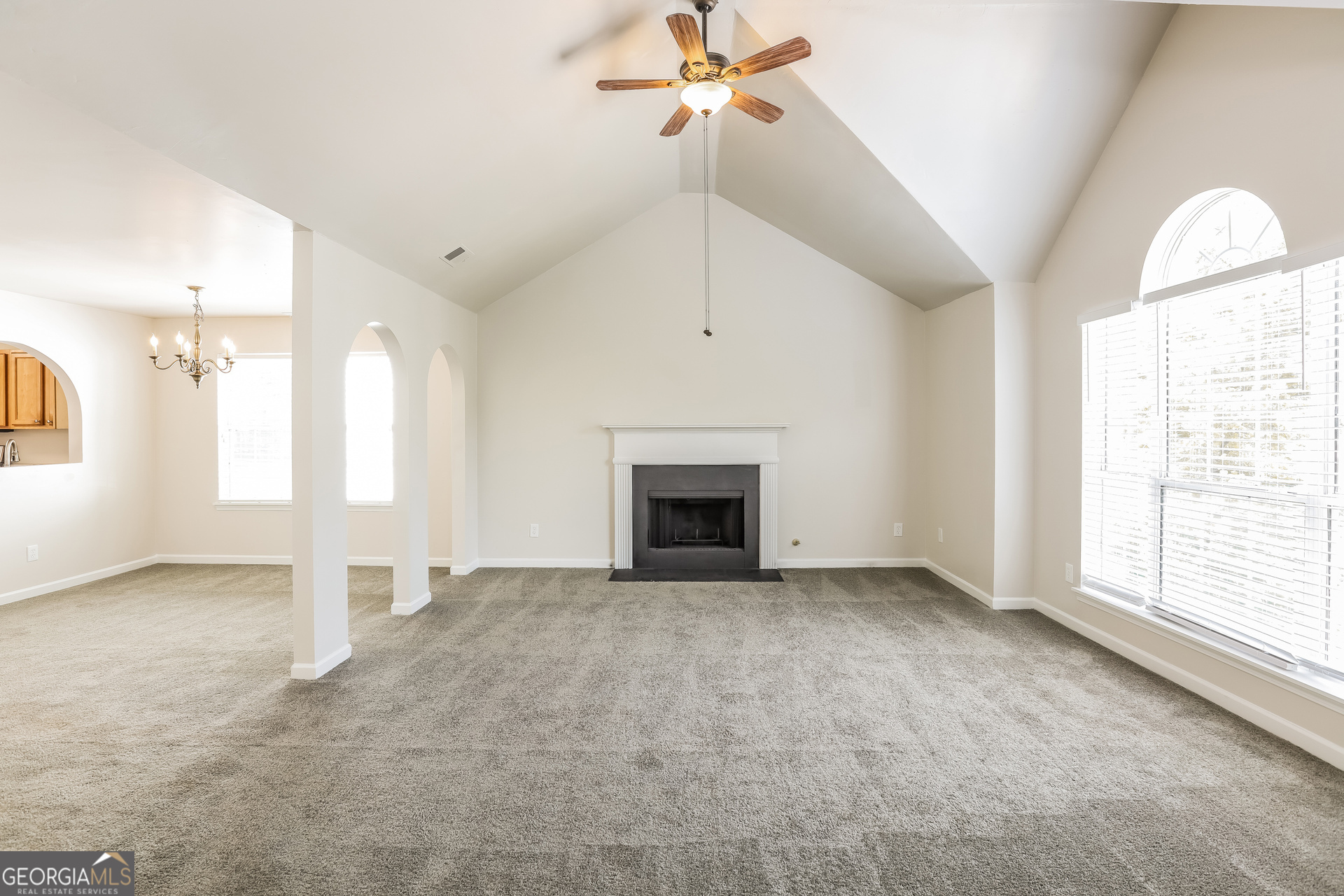 2804 Crest Ridge Way Southwest Marietta, GA 30060 - Photo 3 of 17