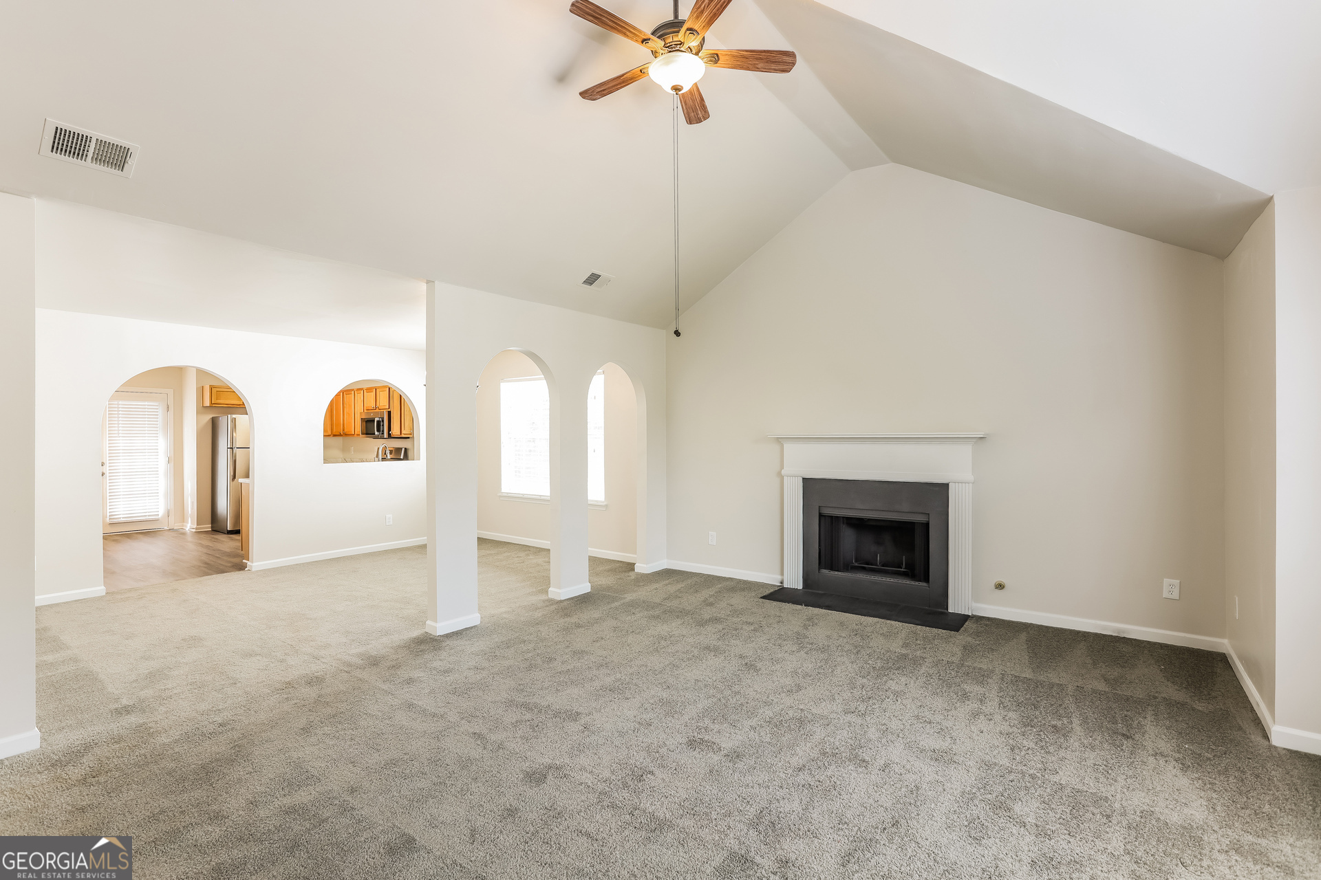 2804 Crest Ridge Way Southwest Marietta, GA 30060 - Photo 4 of 17