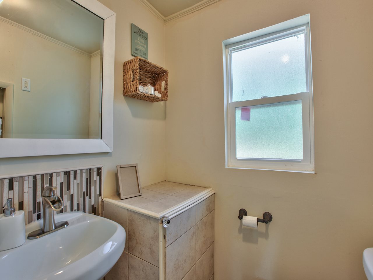 817 Crossway Road Tallahassee, FL 32305 - Photo 11 of 36 Gallery Image 11