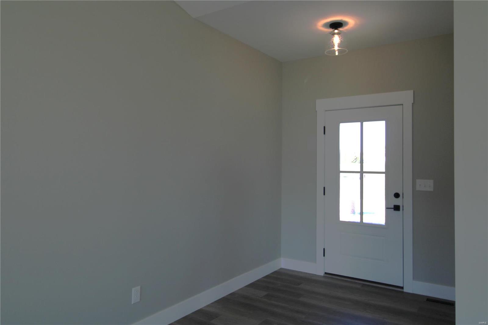 107 Ridge View Drive Albers, IL 62215 - Photo 12 of 41 Gallery Image 12