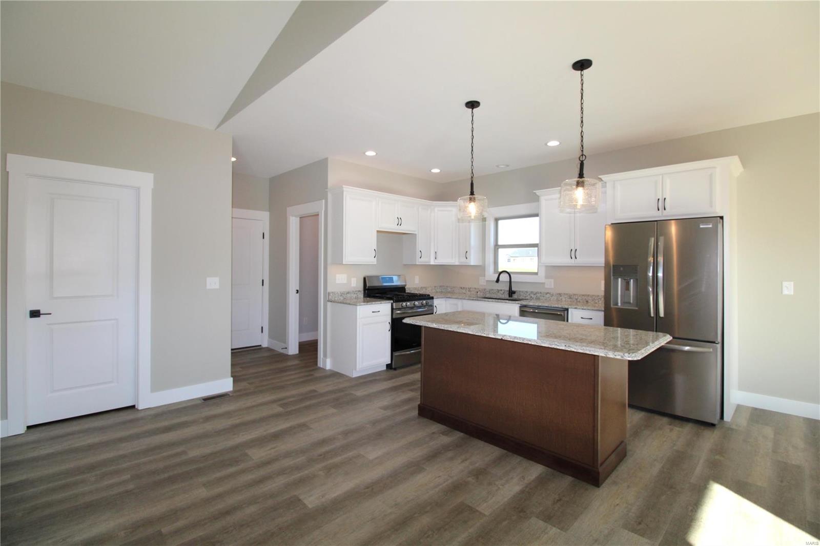 107 Ridge View Drive Albers, IL 62215 - Photo 3 of 41 Gallery Image 3