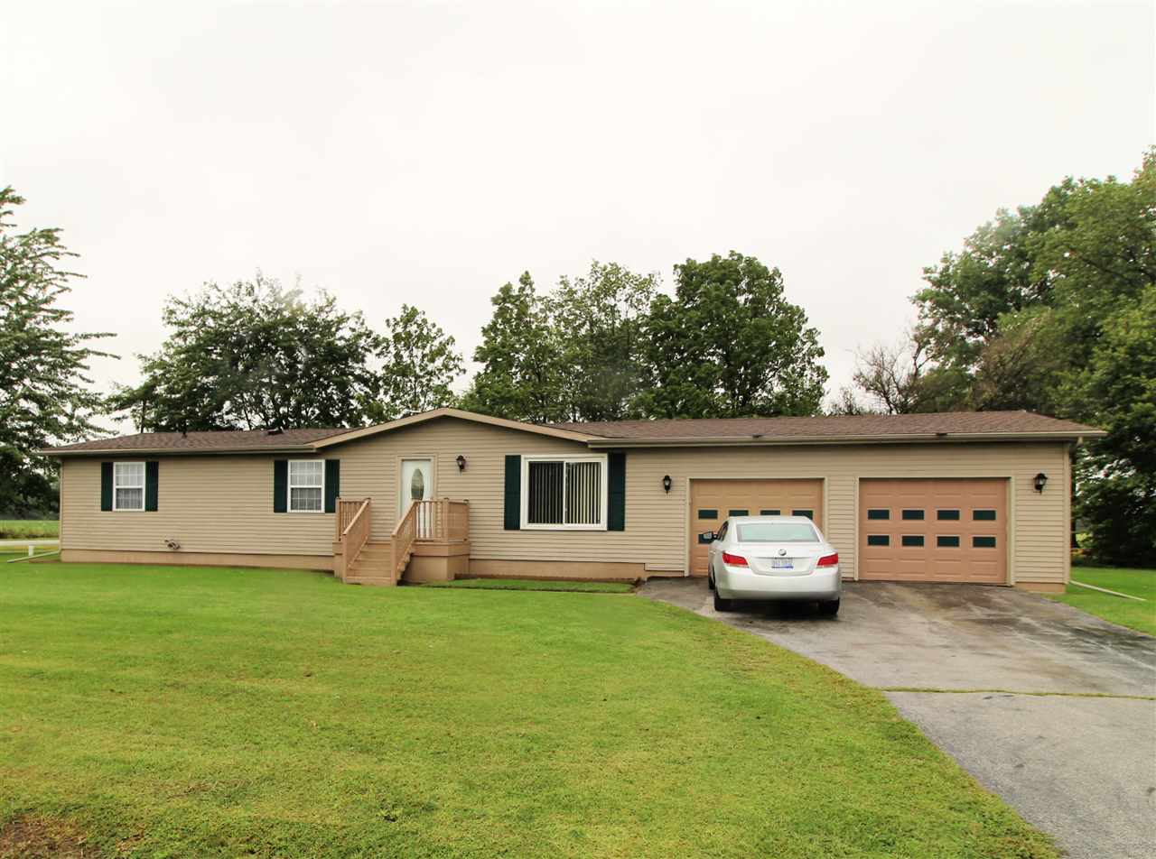 14998 Stuart Road Chesaning, MI 48616 - Photo 1 of 22