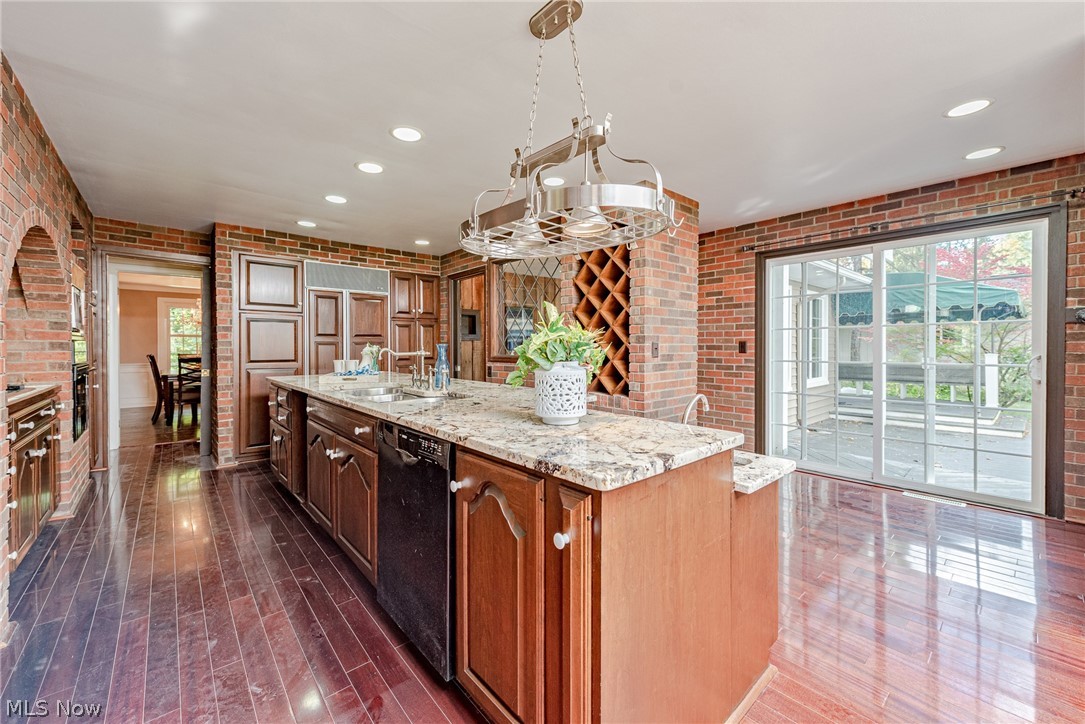 29475 Edgedale Road Cleveland, OH 44124 - Photo 12 of 35 Gallery Image 12