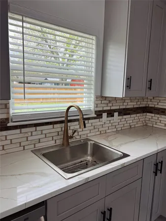 a close view of sink and tap