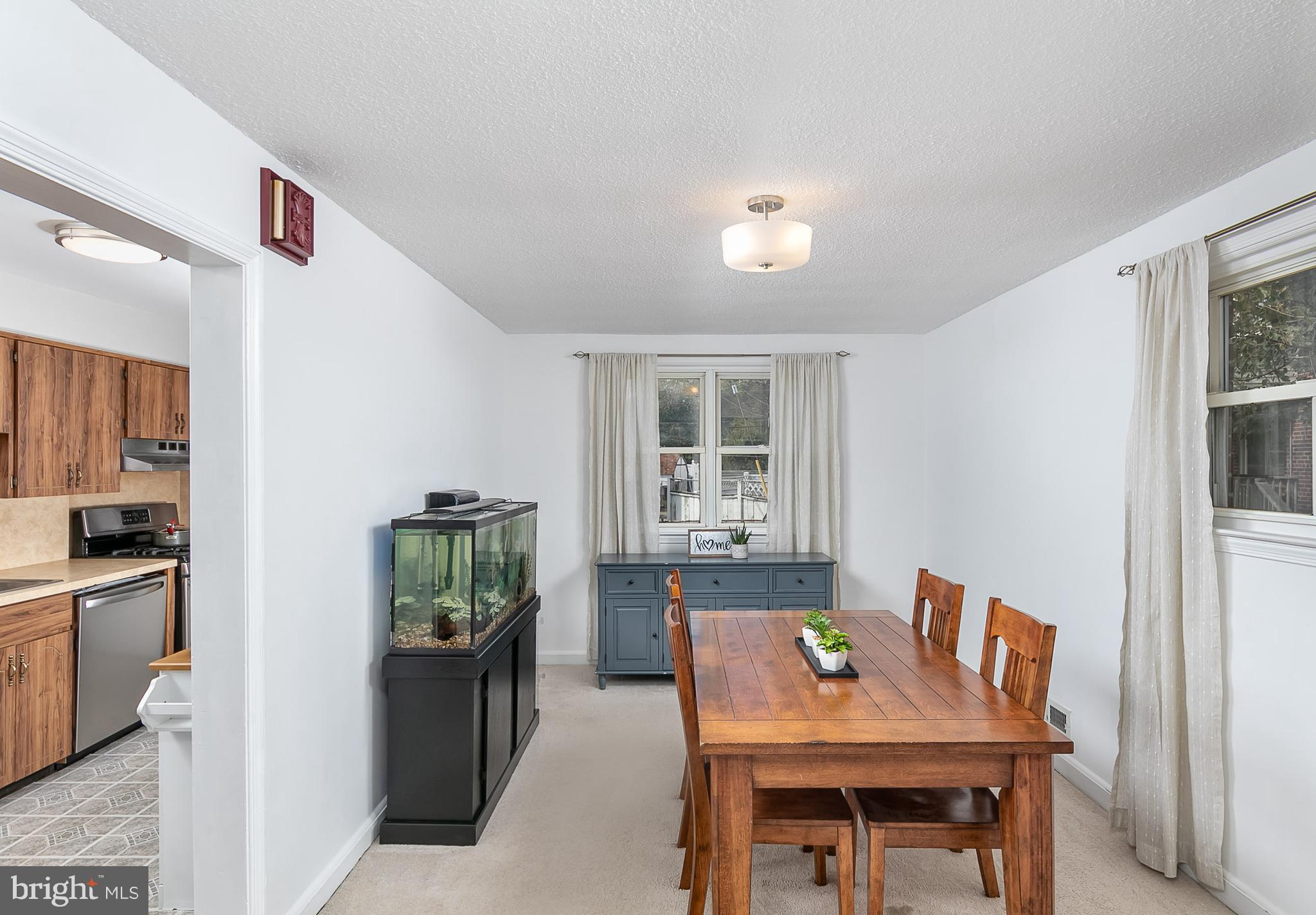 2111 Searles Road Baltimore, MD 21222 - Photo 11 of 32 Dining Room