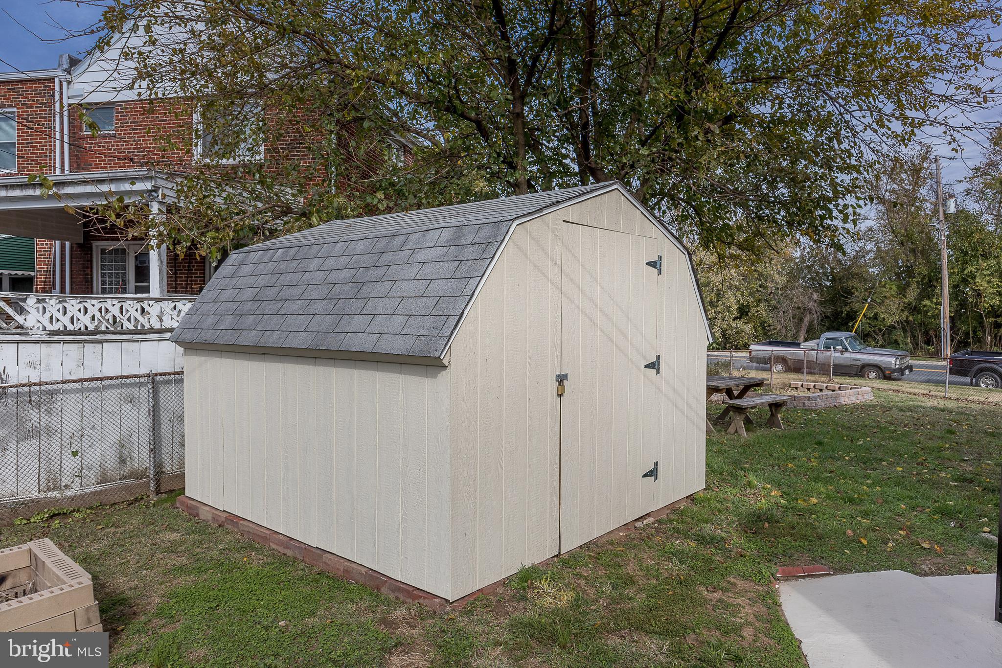 2111 Searles Road Baltimore, MD 21222 - Photo 6 of 32 Gallery Image 6