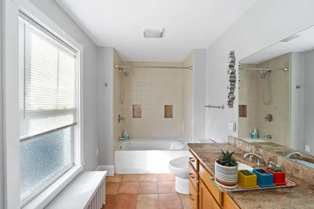 $329,000 | 236 West Broadway, Bangor, ME 04401