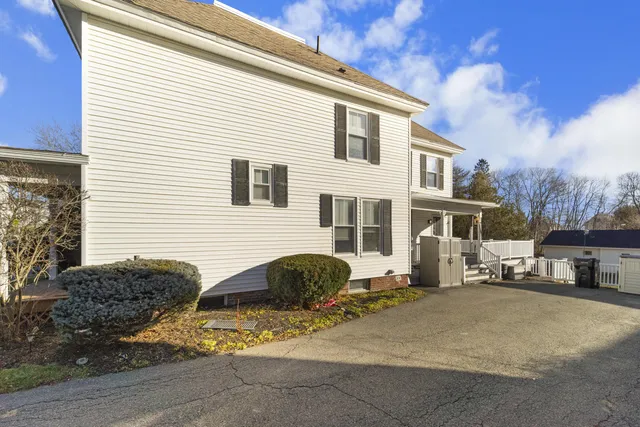 $329,000 | 236 West Broadway, Bangor, ME 04401