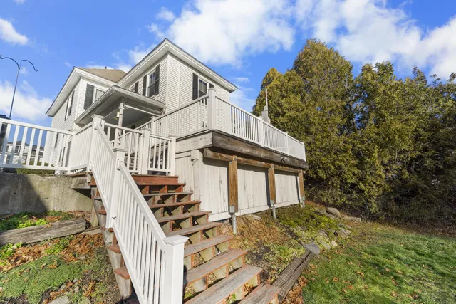 $329,000 | 236 West Broadway, Bangor, ME 04401