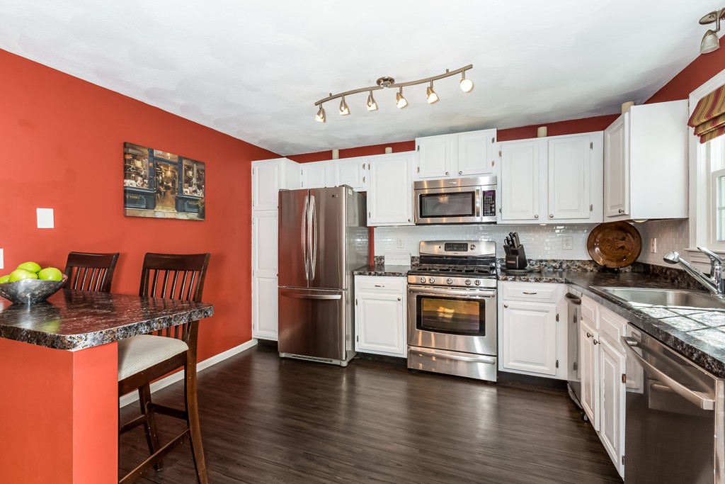 4 Apple Ridge Road, Unit 5 Maynard, MA 01754 - Photo 5 of 18 Gallery Image 5
