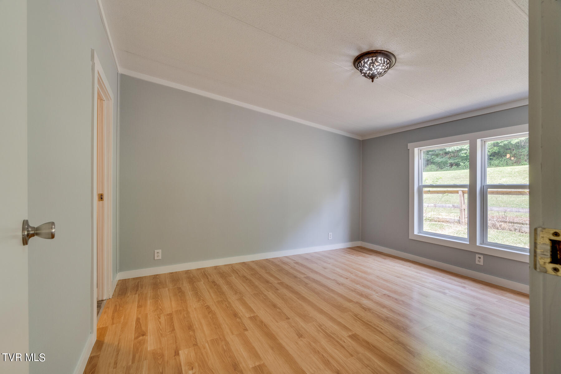 100 Log Cabin Road Greeneville, TN 37743 - Photo 13 of 41 013