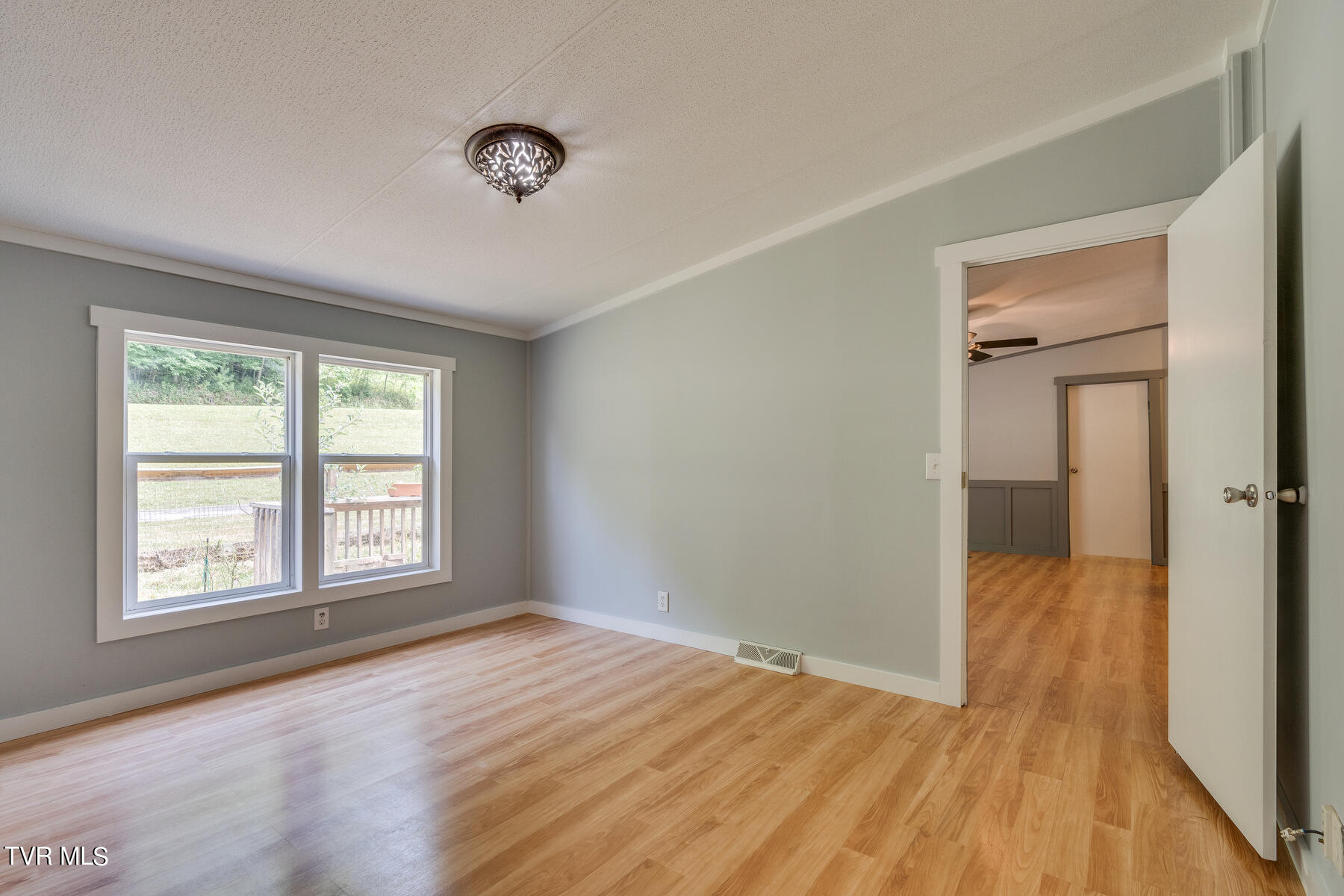 100 Log Cabin Road Greeneville, TN 37743 - Photo 14 of 41 014