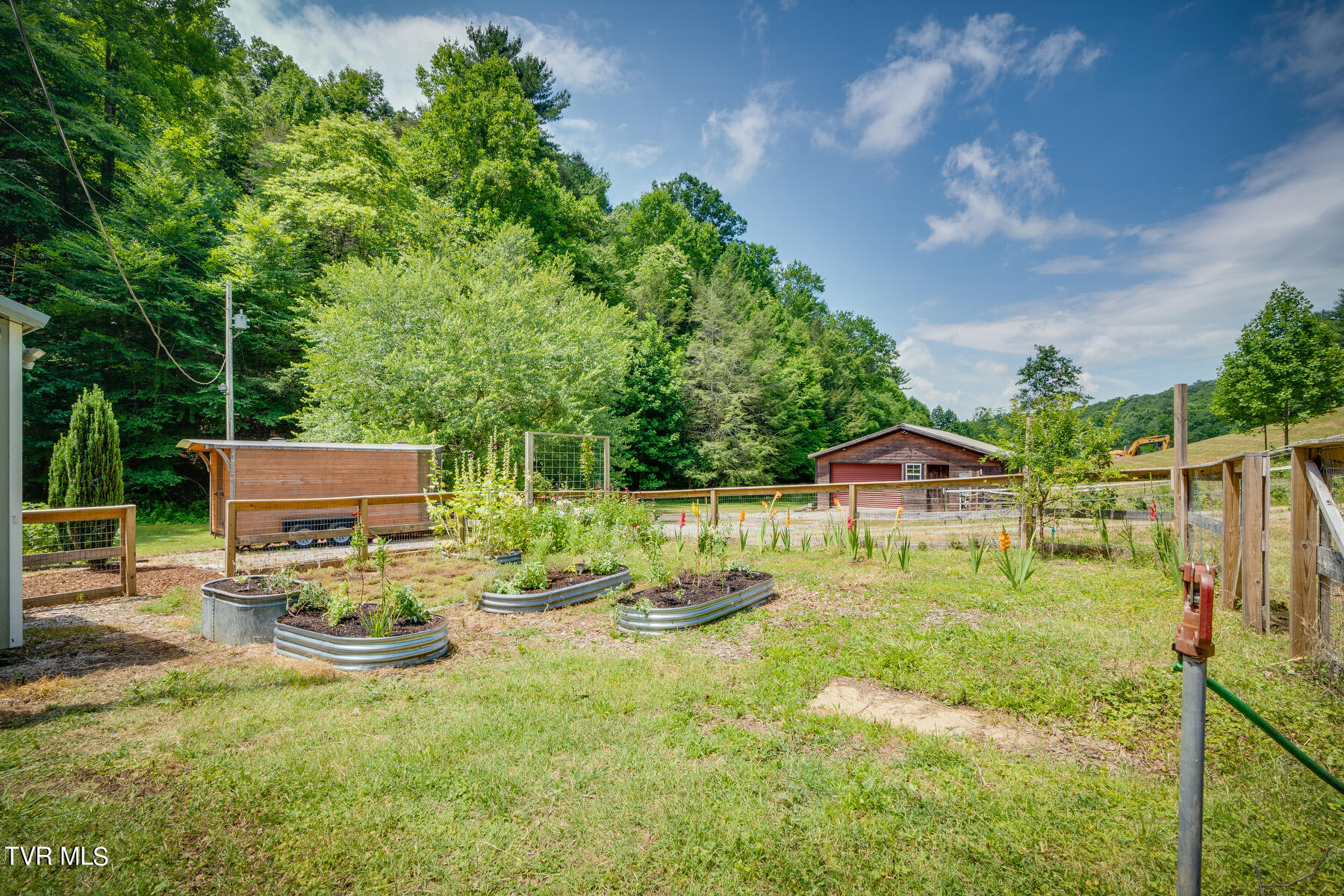 100 Log Cabin Road Greeneville, TN 37743 - Photo 24 of 41 024