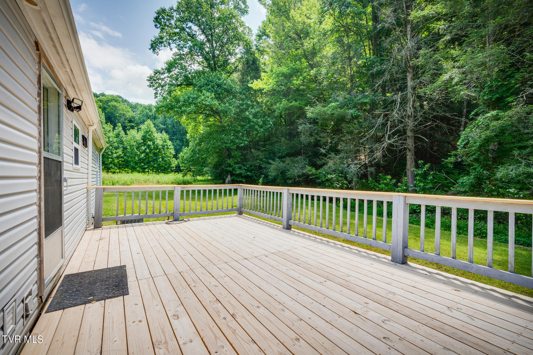 100 Log Cabin Road Greeneville, TN 37743 - Photo 26 of 41 026