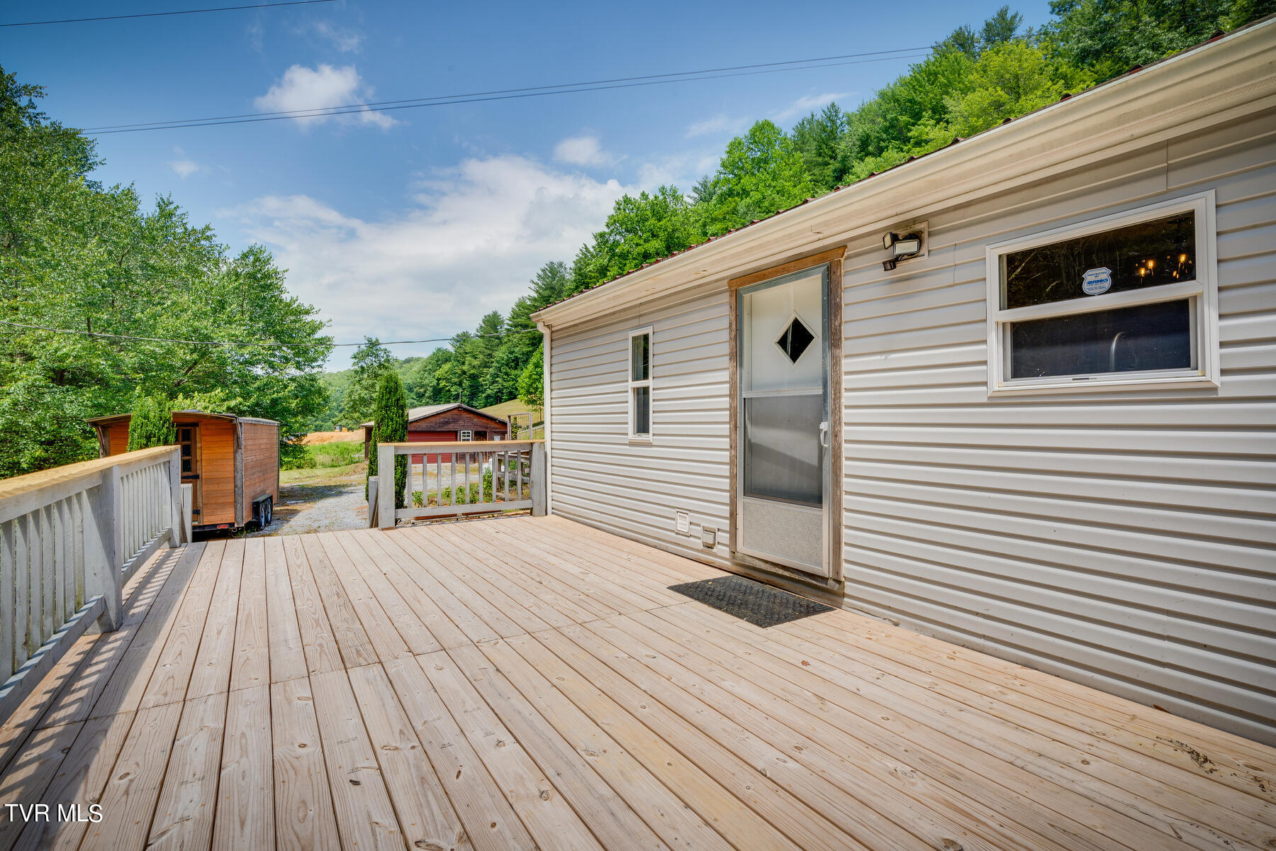 100 Log Cabin Road Greeneville, TN 37743 - Photo 27 of 41 027